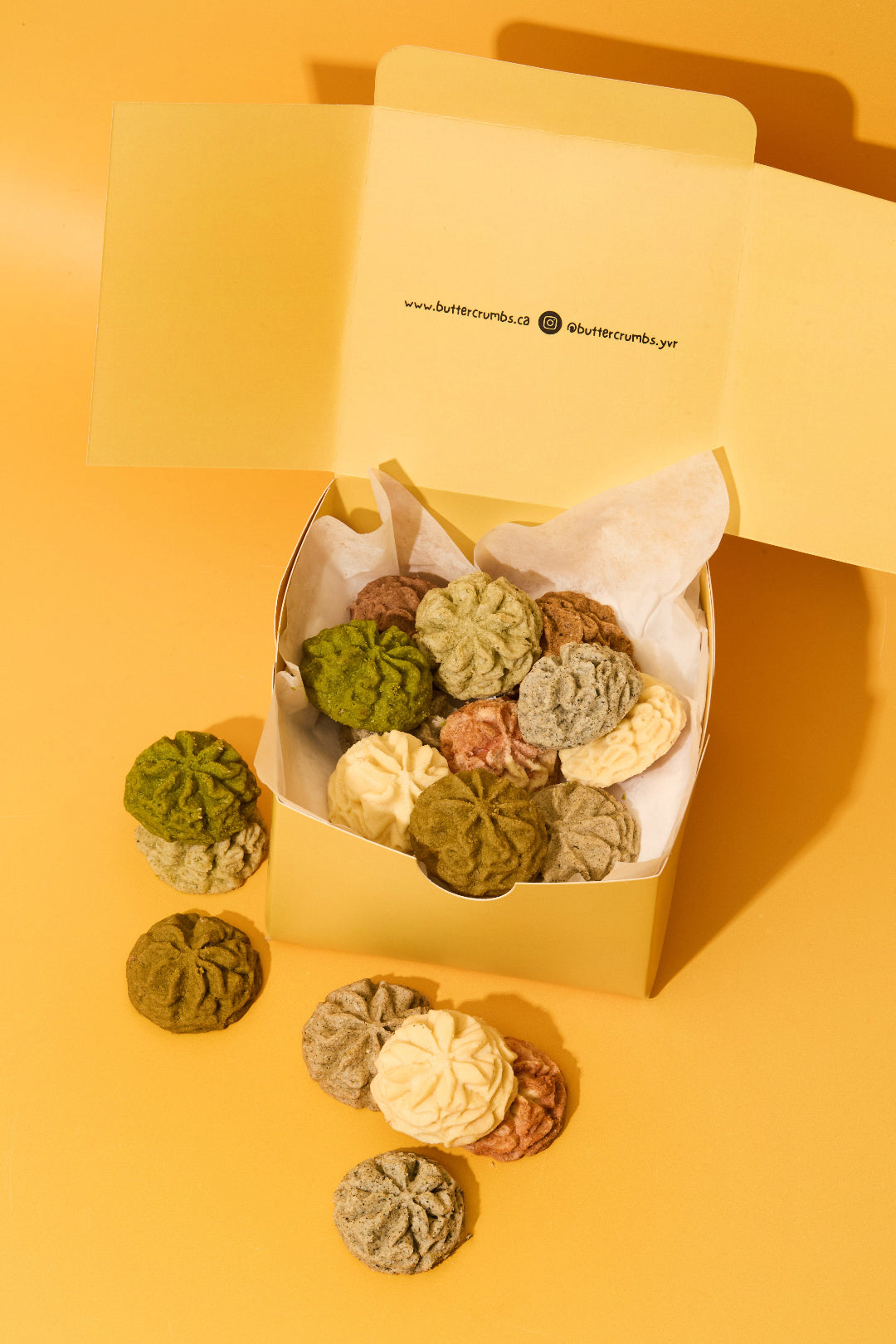 Melt-In-Your-Mouth Butter Cookies (36 pcs) - Canada-Wide Delivery